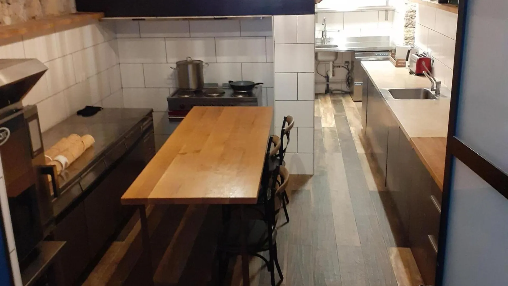 Renovated Castle Apartment With Swimming Pool Serrières-en-Chautagne Γαλλία